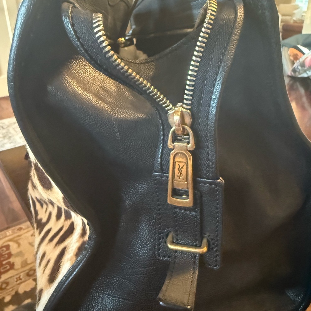 Yves Saint Laurent Leopard Satchel - Picture 2 of 5
